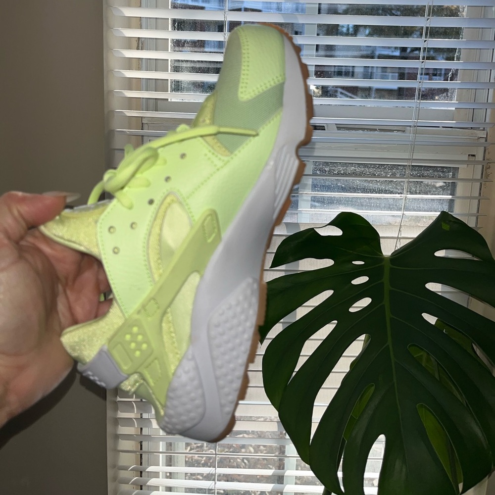 New Nike Huarache